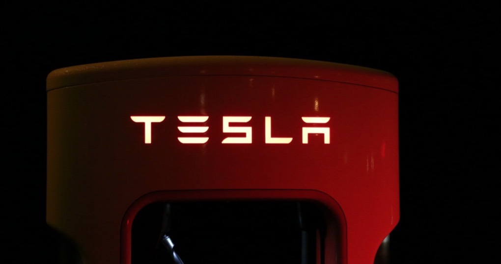 GM desafia Tesla e entra no mercado de energia solar
