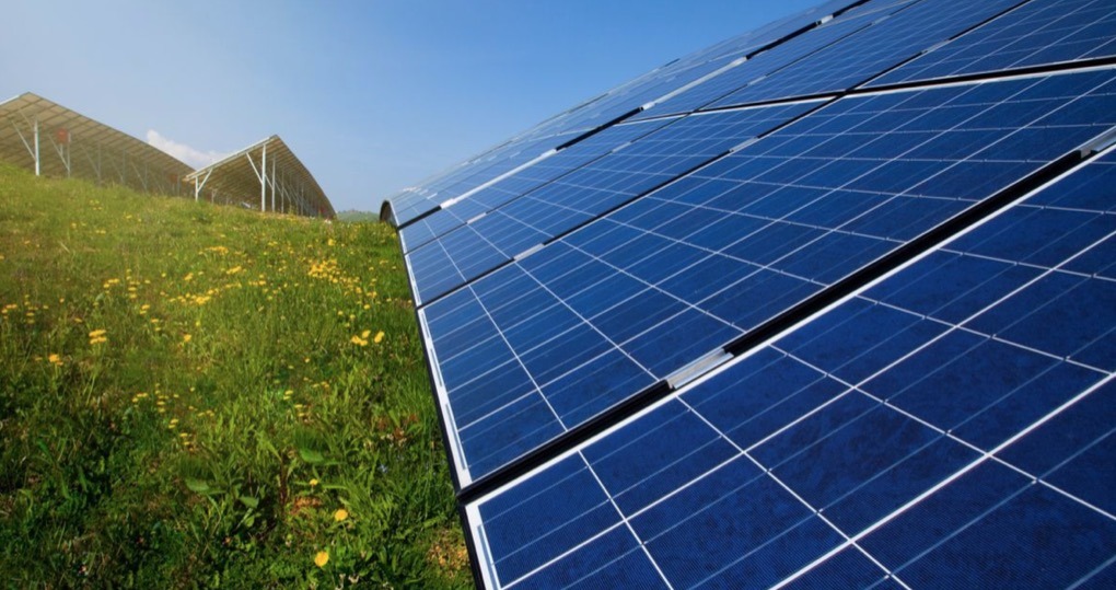 Energia solar ultrapassa R$ 108 bi em investimentos.