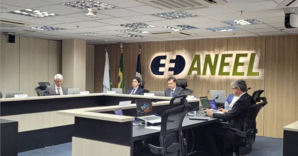 Aneel aprova marco legal da geração distribuída de energia.