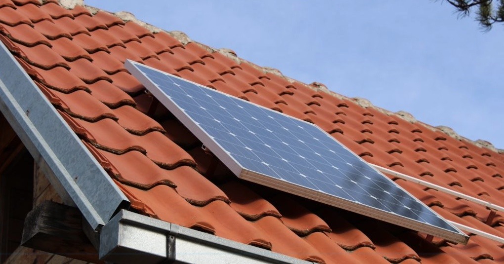 Governo planeja comprar energia solar para residências do Minha Casa, Minha Vida, diz ministro das Cidades