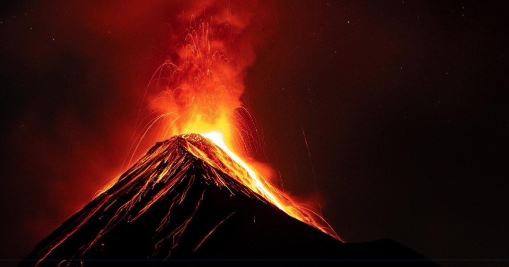 O plano radical de cientistas para perfurar vulcão e obter uma fonte de energia quase ilimitada