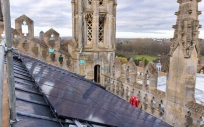 Igreja de 500 anos tem energia gerada por painéis solares